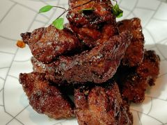 沪市牛肉粒-屋里厢上海菜馆