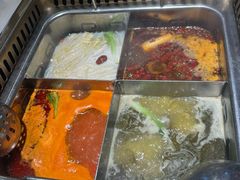-巴渝瓦肆重庆鲜火锅(宝龙环湖店)