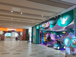 -袋鼠王蹦床公园(中信泰富万达广场嘉定新城店)