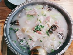 -蜜桃餐厅·伴山(湖滨商业街店)