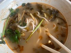 -老妈米线(港龙店)