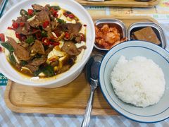小炒肉豆花砂锅-阿金大白·上海菜馆(新天地店)