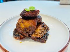 上海熏鱼-老正兴菜馆(福州路店)