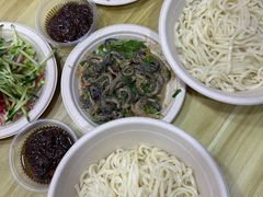 -黑八私房老北京炸酱面