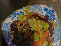 -夯鱼烤鱼·尔滨地标美食(国展店)