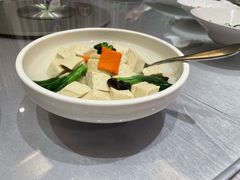 -西安唐隆国际酒店(大雁塔大唐不夜城店)