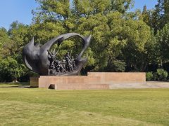 -上海市龙华烈士陵园