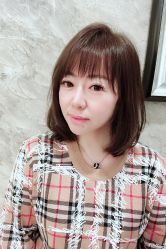 -AKOZO Beauty Salon