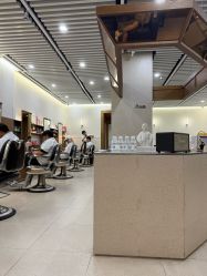 -MARTIN'S BARBER SHOP男士理发馆