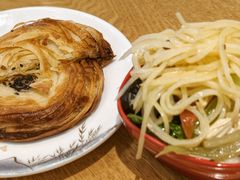 -三好食堂(煎饺·馄饨·肉饼米线·盛世广场店)