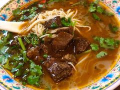 -金杨拉面王小吃面馆·牛三宝面·红烧牛肉粉