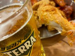 -BHC炸鸡(明洞总店)