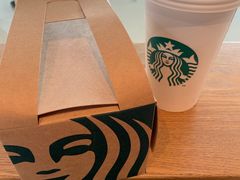 -星巴克(广州南站A18检票口楼上)