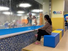 -蓝旗亲子游泳(范湖万达广场店)