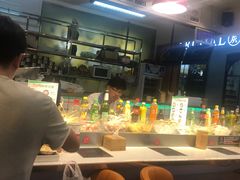 -百品聚旋转火锅(号外店)