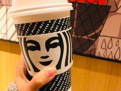 -星巴克臻选(国贸商城首店)