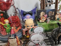 -泡泡玛特POPMART(黄岛新城吾悦店)