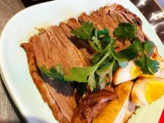 -潮界(凯德晶萃店)