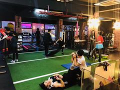 -GYMPLUS私教健身会馆(大悦城店)