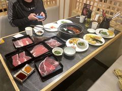 -匠牛亭·锅物烧肉放题自助(昆百大·泰业城店)
