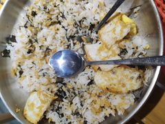 -山野的朋友露营炭火烤肉