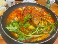 -喇喇排骨火锅·传统韩式脊骨汤(望京西园总店)