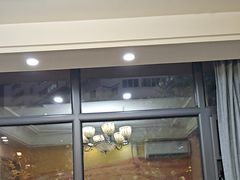 -花儿穆萨·烤肉餐厅(石马坪店)