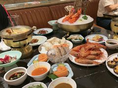 -半岛翡丽海鲜自助餐厅(观风亭店)
