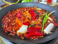 -黄潇洒老火锅(九眼桥宏济巷店)