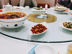 -渝信川菜 · 川味家常菜(财富购物中心店)