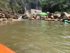 -雅鲁激流探险漂流