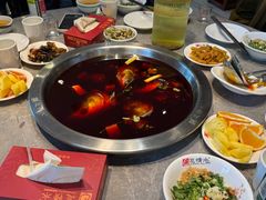 -忘情水鱼头·鲜鱼火锅(滨江中路店)