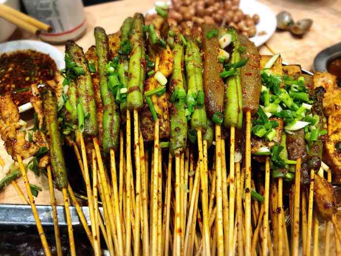 谭氏烧烤(香港路店)