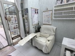 -赢韵美甲美睫瑞士净斑中心