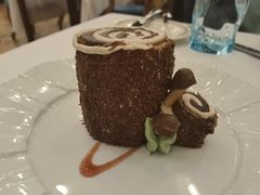 招牌树根蛋糕-莫斯科餐厅