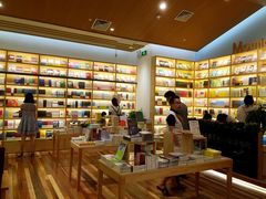 -猫的天空之城概念书店(印象城购物中心店)
