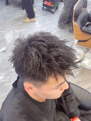 -藤野造型烫染·漂发