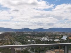 -瑰丽酒店·海吧·天际下午茶·现场DJ·天台酒吧