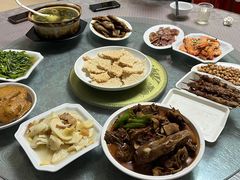 -山里人家土菜馆(茅山店)