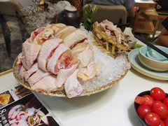 -洪氏嗨捞·猪肚鸡火锅(阳光天地店)