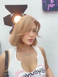 -星座接发烫染美发超市