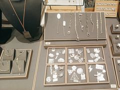 -十八字金银饰·拼豆·开蚌手工体验团建(君太百货店)