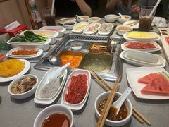 -海底捞火锅(新松江路生日主题店)