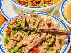 -小天鹅火锅·一线江景洪鼎旗舰店(洪崖洞店)