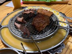 -青瓦炭韩潮烤肉(花园道店)
