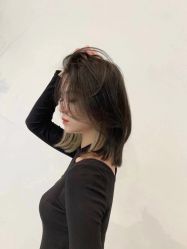-诗悦发型SALON·圣罗兰店