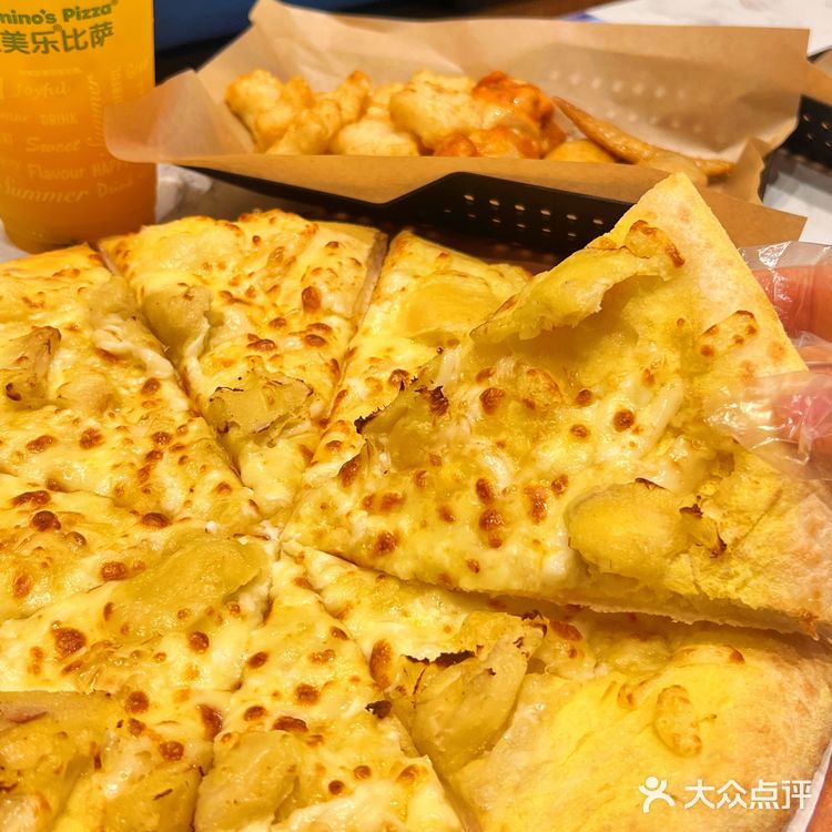 达美乐你是来报恩的吗‼️连续炫三天🍕
