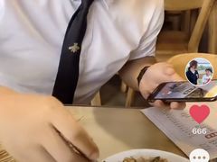 -大佬李砂锅(钱江财富广场店)