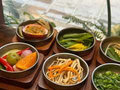 -银米·云南传统过桥米线(双廊黑金冠店)