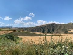 -江布拉克景区怪坡停车场